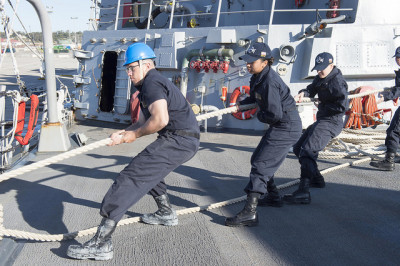 U.S. Navy photo by Mass Communication Specialist 2nd Class Mat Murch